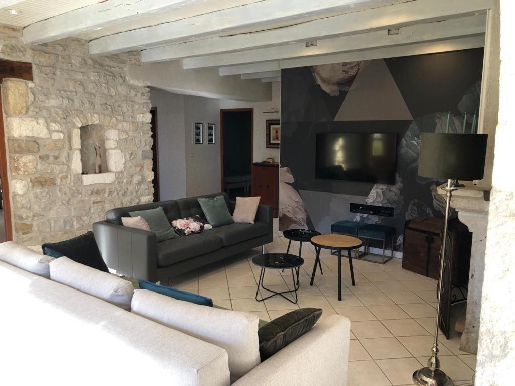 Gite De L'Ancheronne 12 Couchages Spa Lavans-sur-Valouse Bagian luar foto